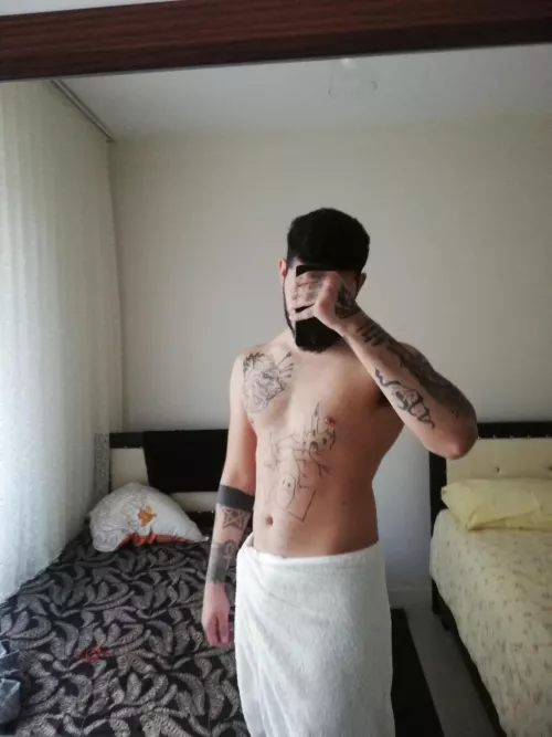 Classic after shower photo ;) by dragondyd