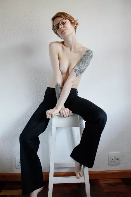 Classically elegant with a masc edge - I don't know how I get my dorky ass to pull off these photos! 😅 by stretchykitten