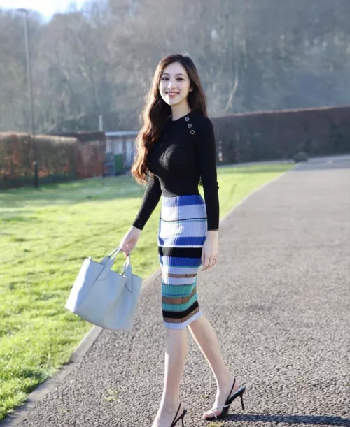 Classy and cute by FlyingDoe189