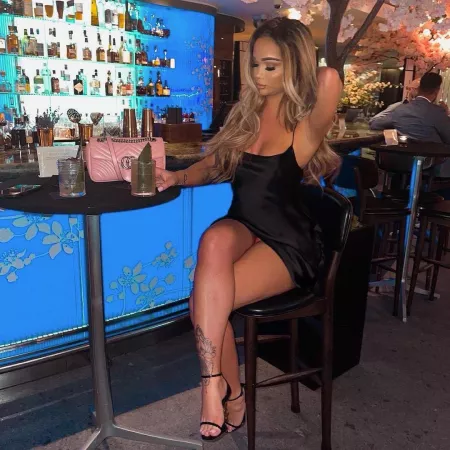 Classy upskirt by slutstrike