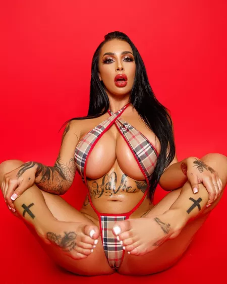 Claudia Rose by chill_luffy