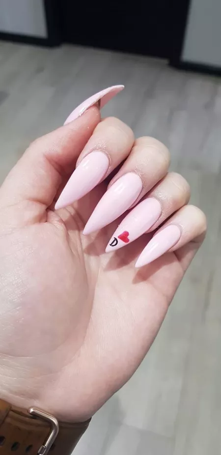 Claws 🥰 by MahoganySea