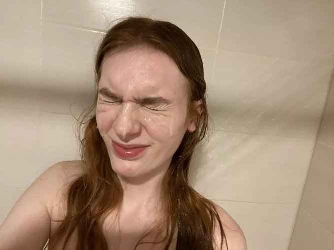 Cleaning it off my face D: [OC] by Redxxxsuede