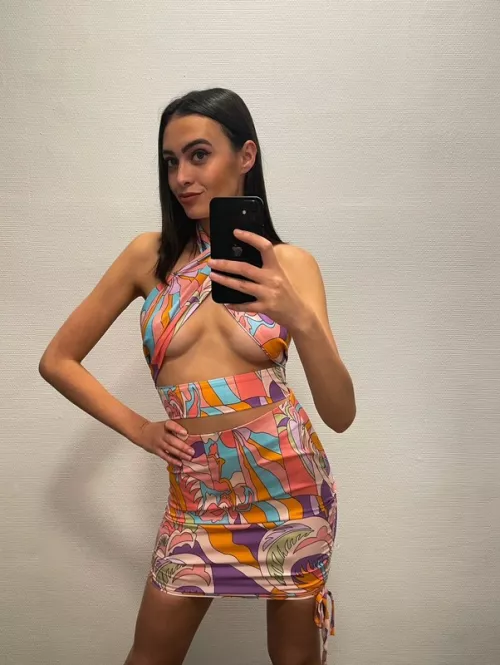 Cleveage by Melchiazedeck