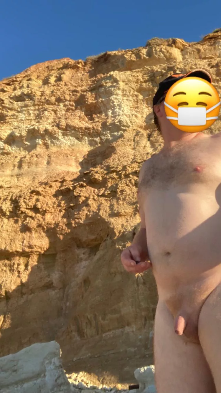 Cliffs of Maslins beach posted by wantingandready