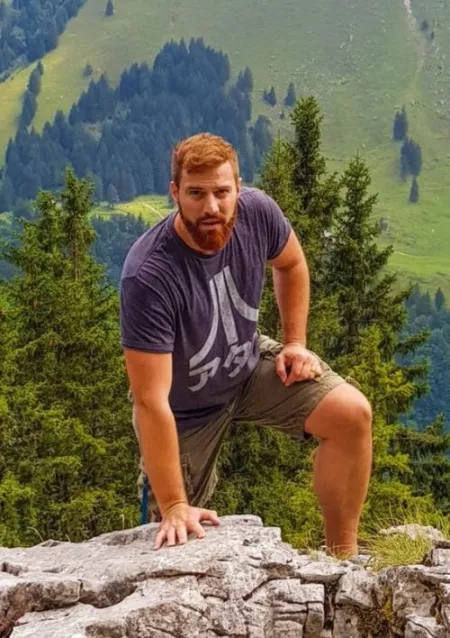 Climbing Ginger by menareamazing