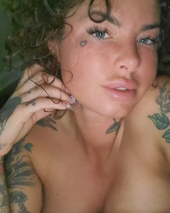 Close up posted by notchrisdk