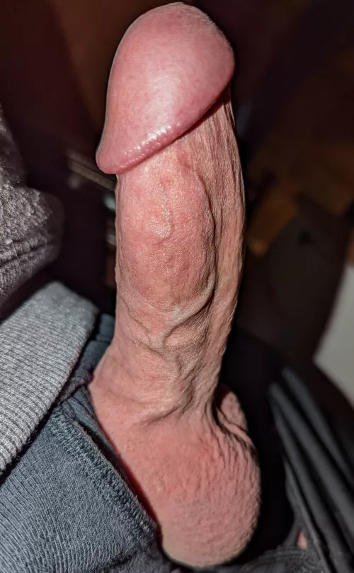 Close up and cut by ImaginationOptimal47