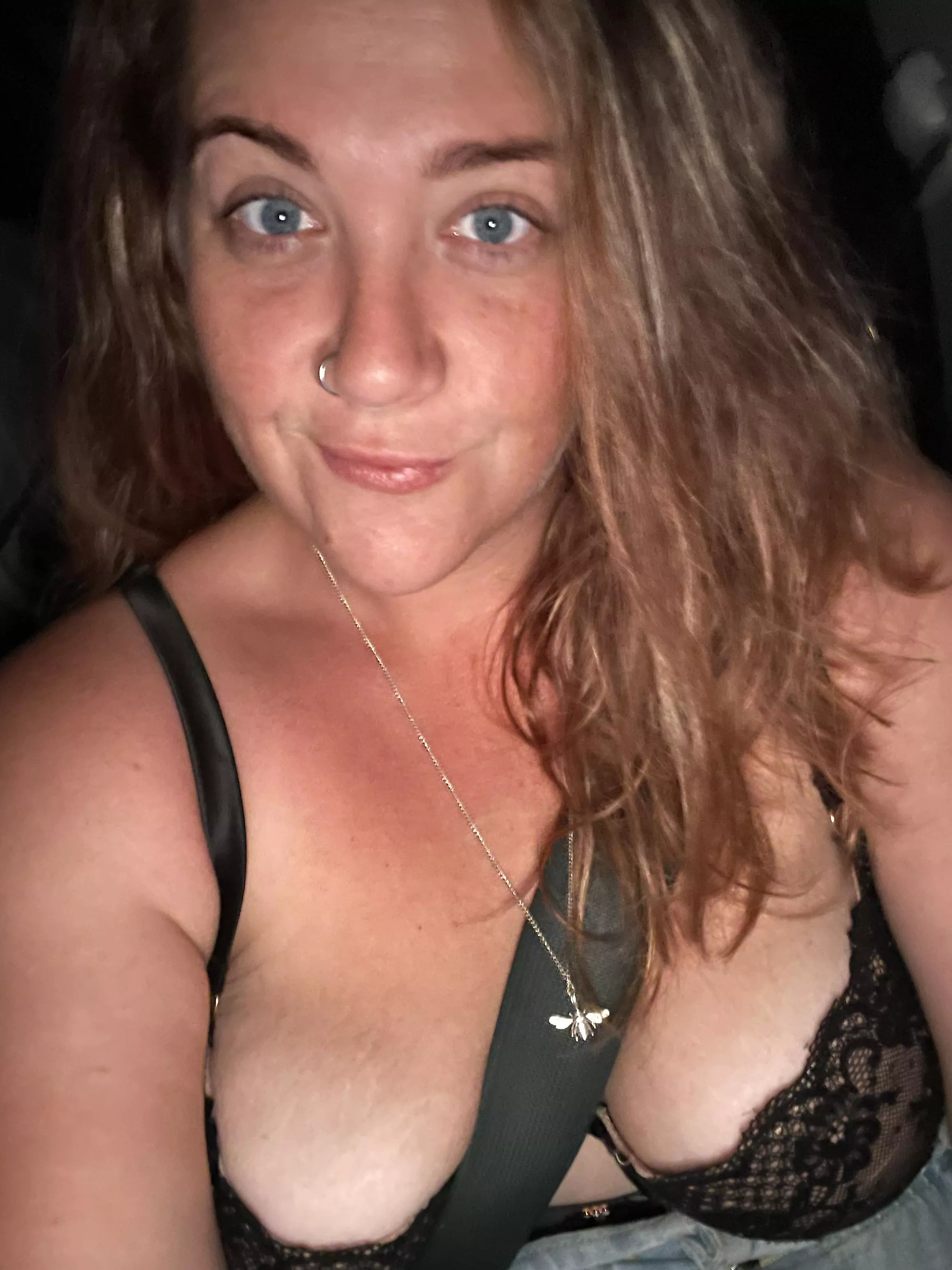 Clothes are optional for car rides right 😄 posted by Kadiesway