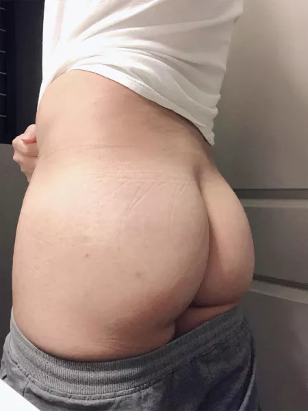 Cloths fitting different by pbboys