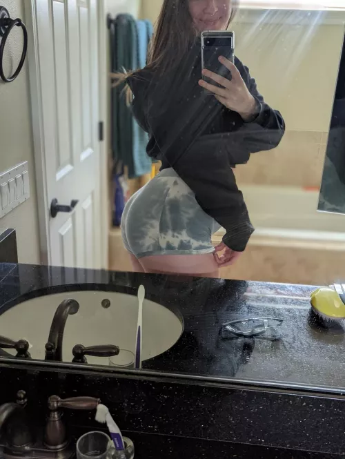 ☁️cloudy boyshorts for these wintery days ❄️