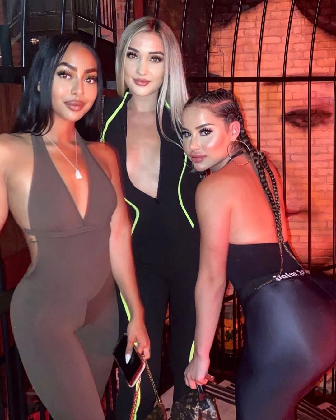 Club Babes posted by pnsxl