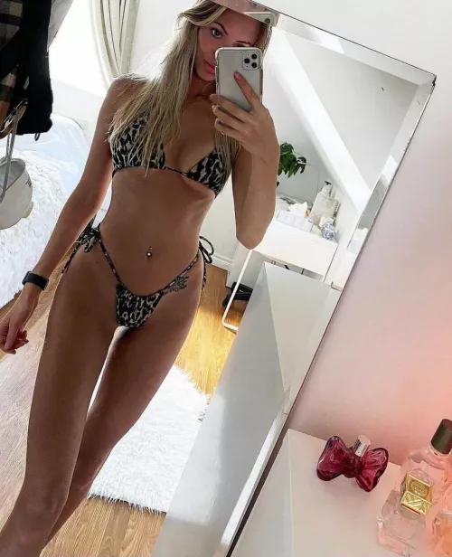 Cock hungry today 😍 by JannaMollerr