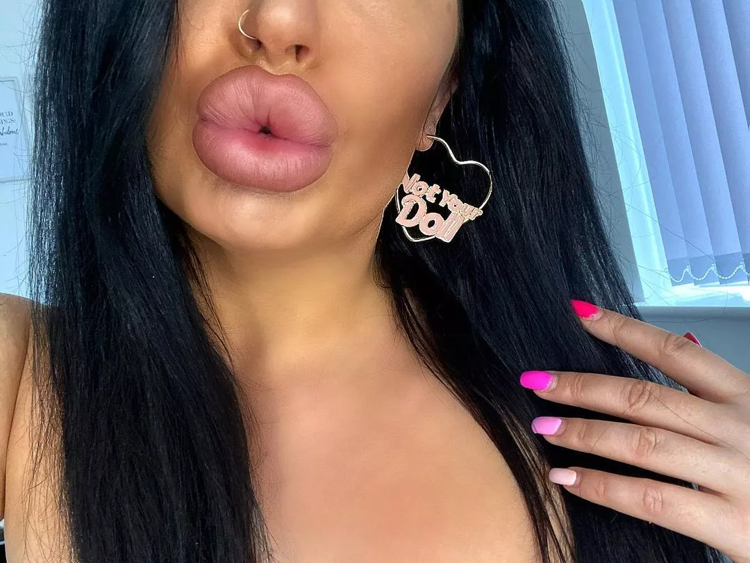 Cock Pillows posted by gosterime