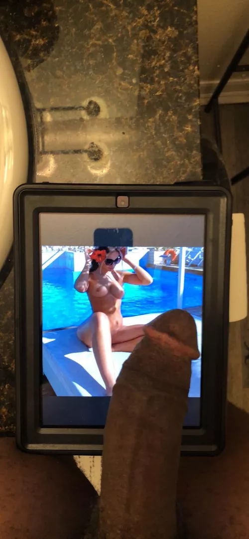 Cocked this beauty earlier, kik: hotbbc18 for your girl to be next to my bbc 🤘🏾🔥 by tribBBC