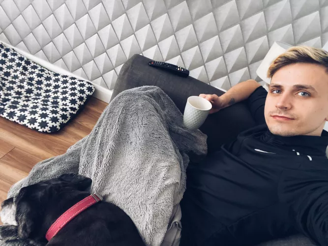 Coffee & cuddles by iAmSuperRobert