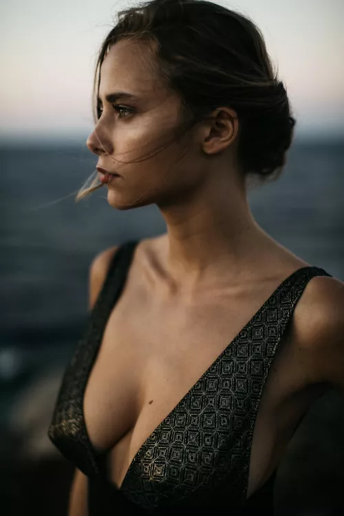 Coline Aulagnier by DesiSongs