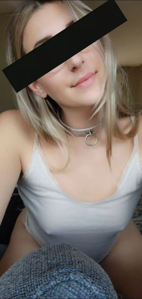 Collared selfie this morning after he left me for work... With the key 🥺 by collaredbabe