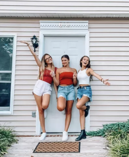 College days by 10daysaway