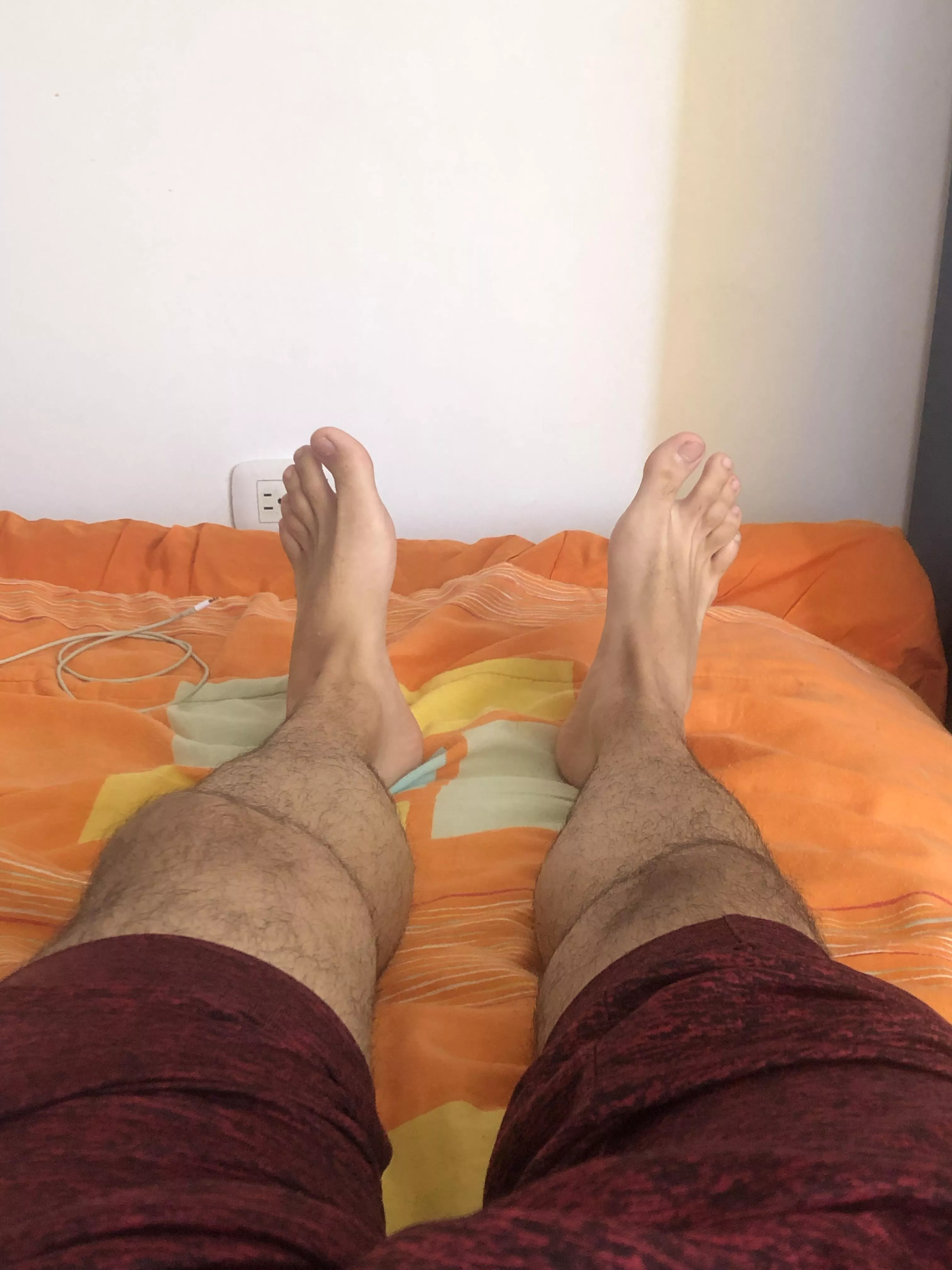 Colombian 18yo here, dm for custom 👀 posted by Shoddy-Club