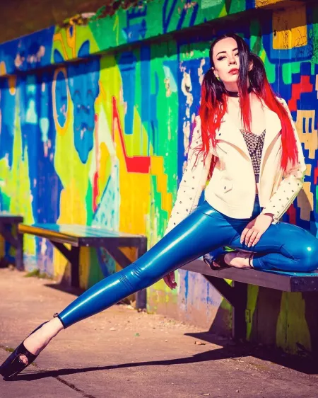 Colour Bomb by lokmjuhbgtfcdesz