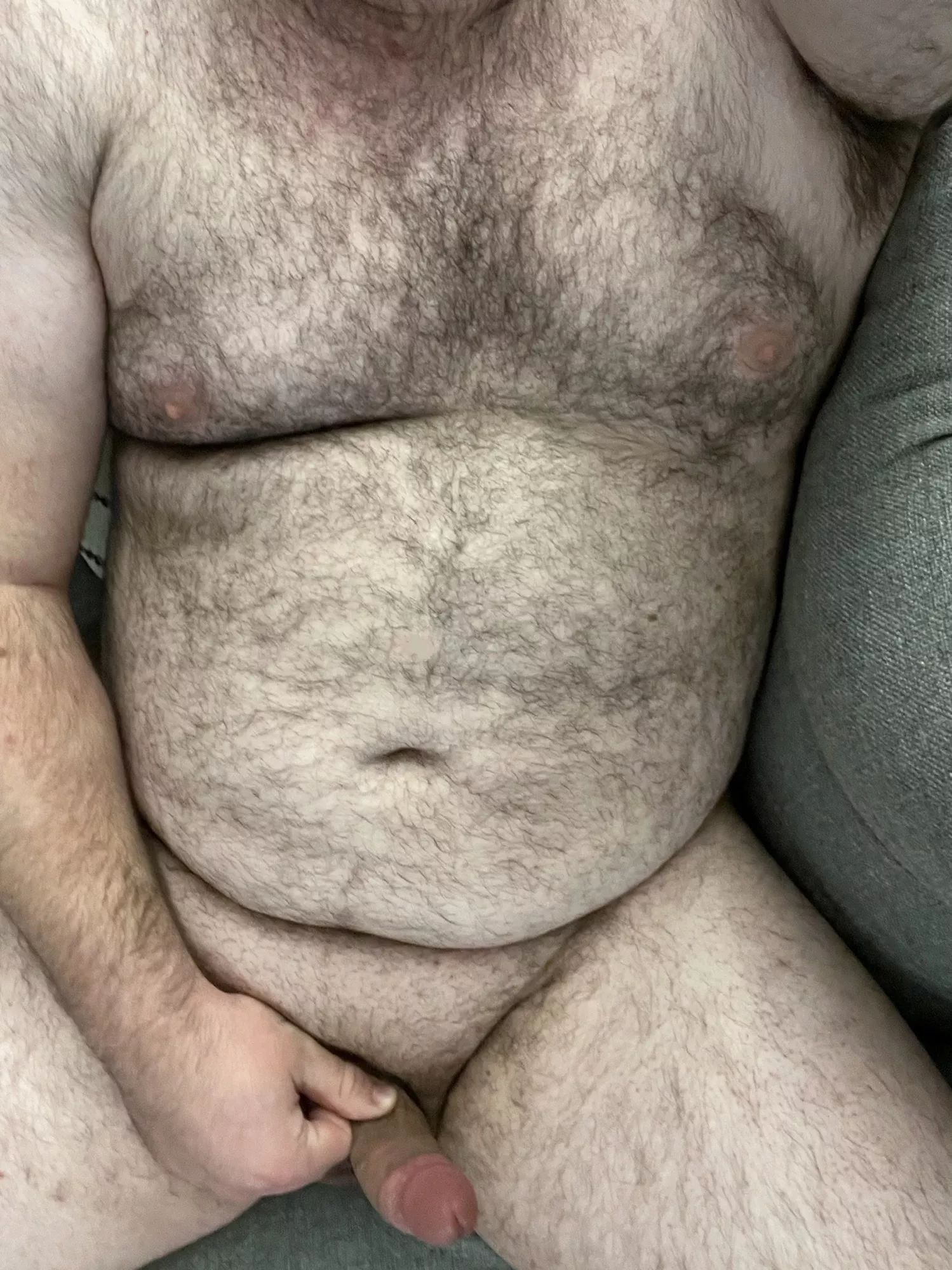 Come and join your friendly neighborhood bicurious boy on the couch? I promise I’ll give ya head 😅 posted by ajaxthecub