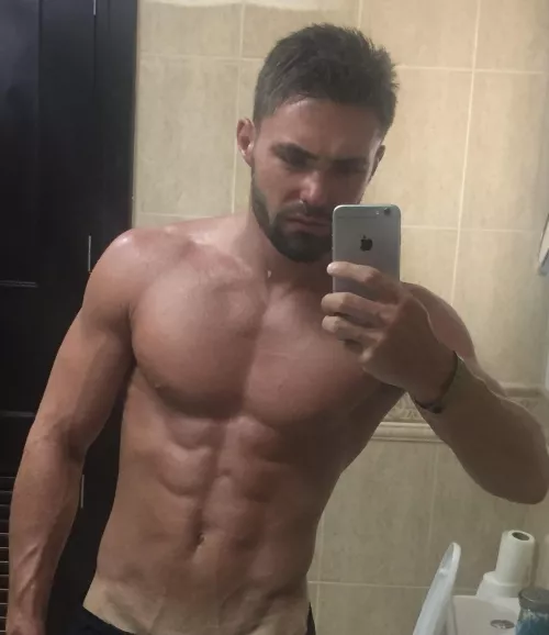 Come and play with me ;) by Cautious_Grab6023