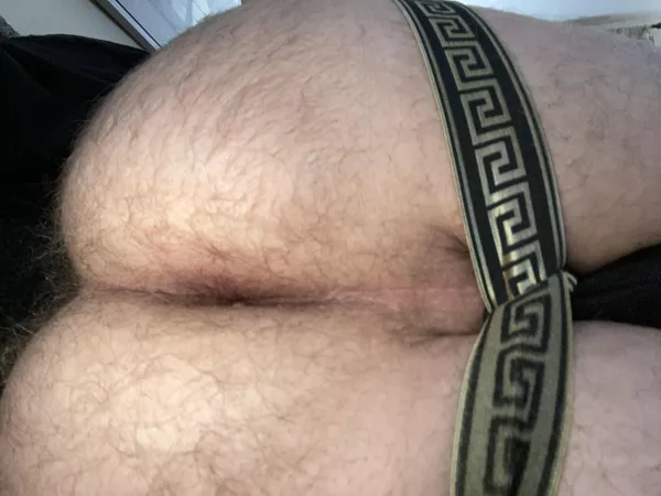 Come and take a whiff, bros! by Misterboyerboy