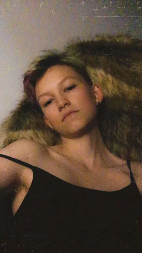 come baby sit on my lap~ || you can DM me posted by funforme__