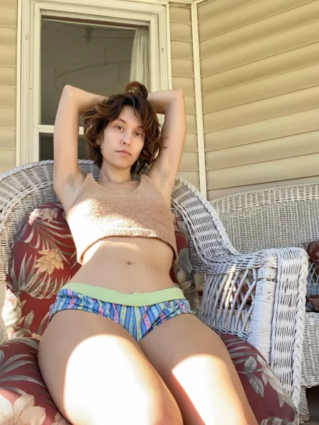 Come bite these thighs by beadlet