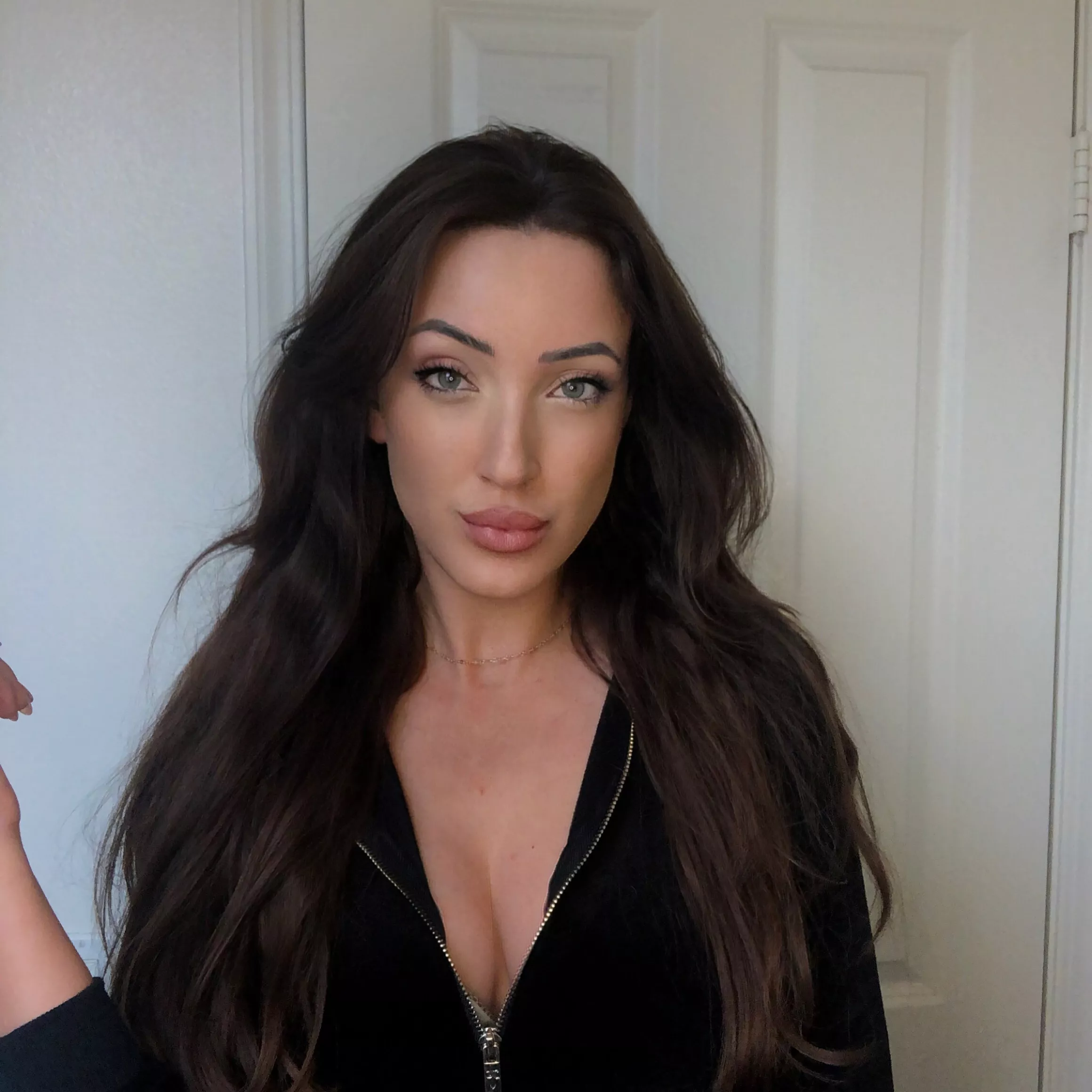 Come Chat With Me on My Website Right Now 💙 The Link Your Looking for is in My Bio 😘 posted by milkygirlonly