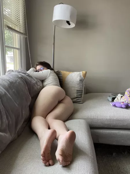 Come cuddle by freckledspirit