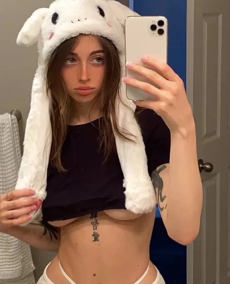 come cuddle with me baby by noemiexlili