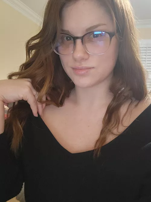 Come distract me from my work 😜 by mrsruby94