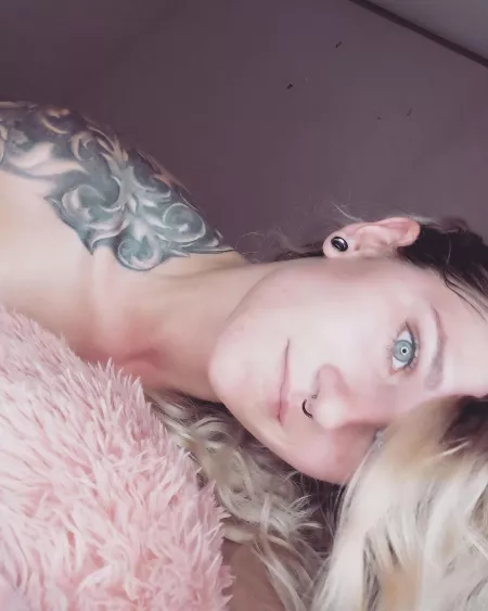 Come fuck me 🖤LINKS IN THE COMMENTS🖤 I'm horny and waiting by MariaMynx