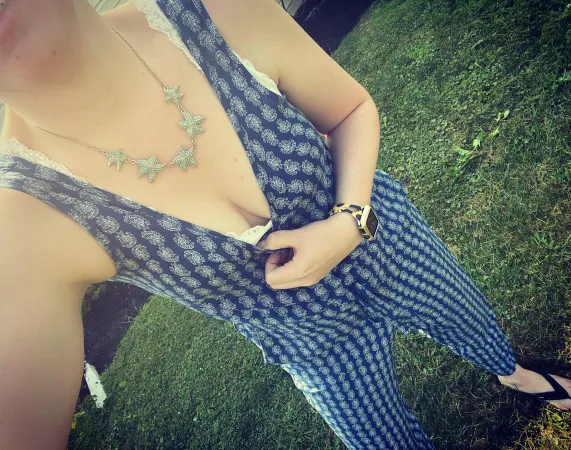 Come have a peak by tightpixienurse