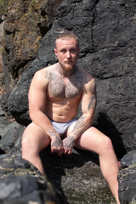 Come here and impress me. (All links in bio) by MrBilboShaggins