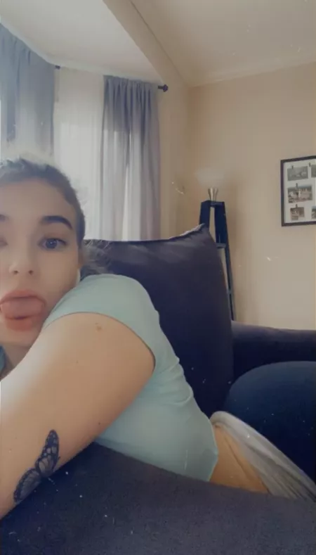 Come here daddy let me eat it up 😛 by realprettyangel