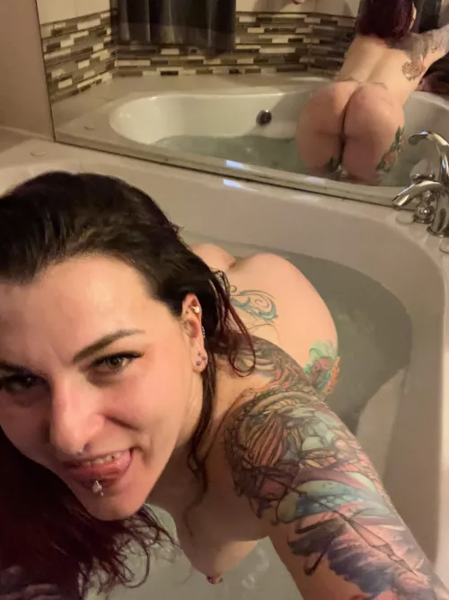 Come hither… by TwistedKitty3000