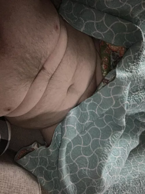 Come in it’s chilly by mow304