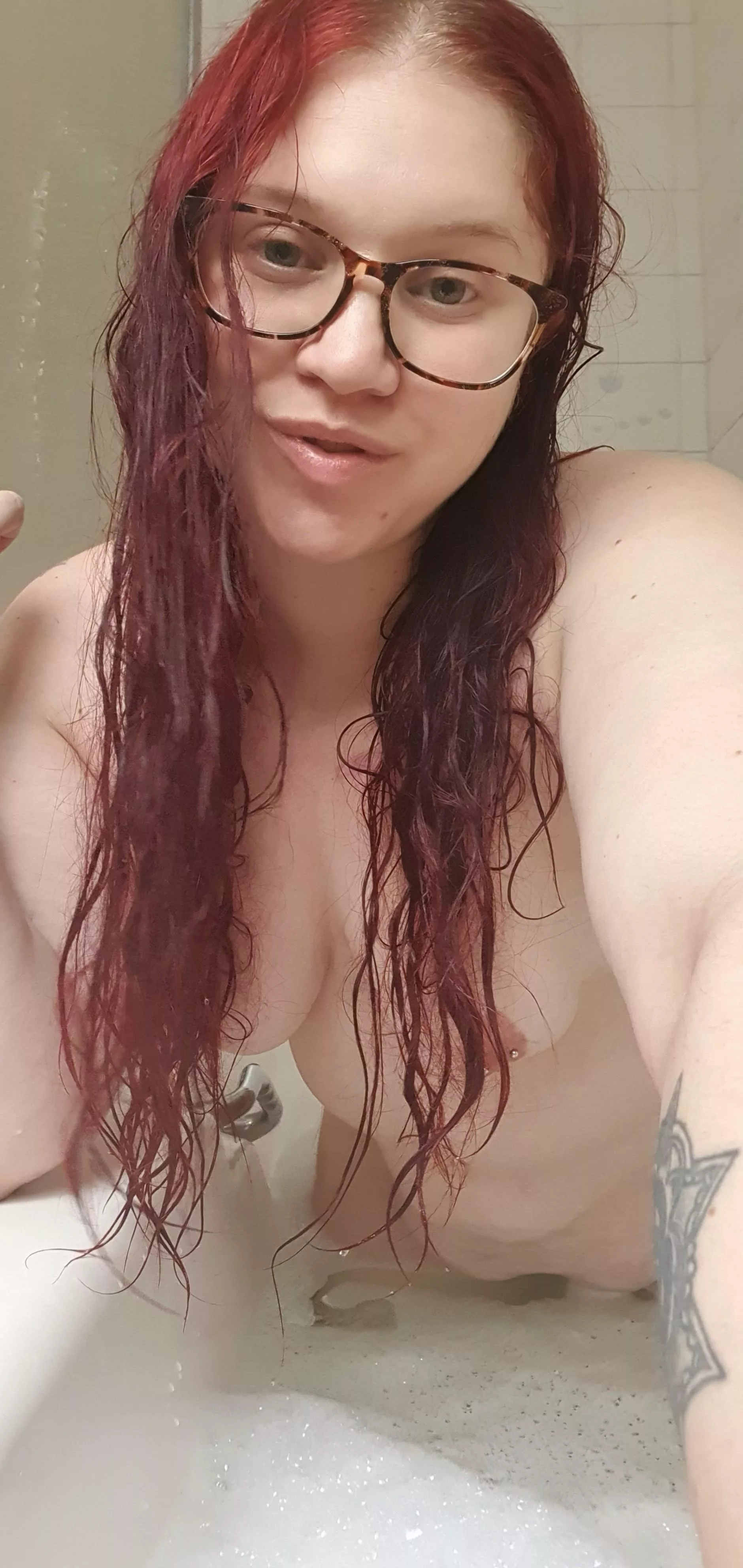 Come let this mama give you a scrub! (f) (oc) posted by Mistress_ally_SA