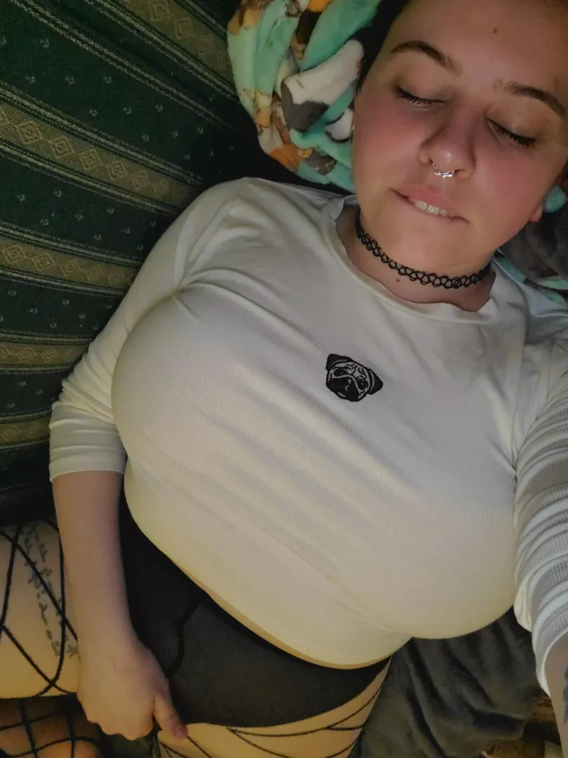 Come make me bite my lip? :3 posted by spicylilpotat