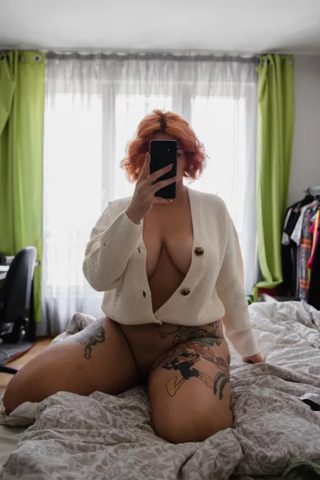 Come on undress me by RichOne5478