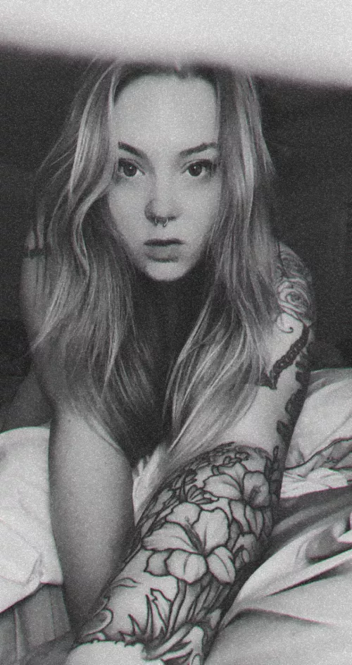 Come over by Sad-princess-0888