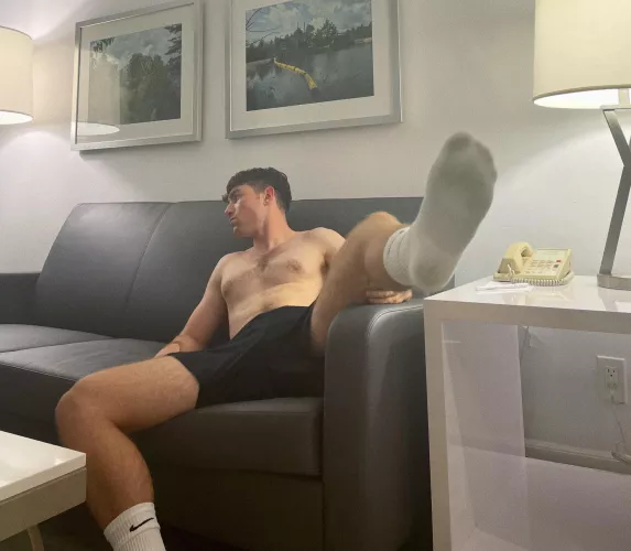 Come over to the couch and give me a foot massage 😉 by oddishtt