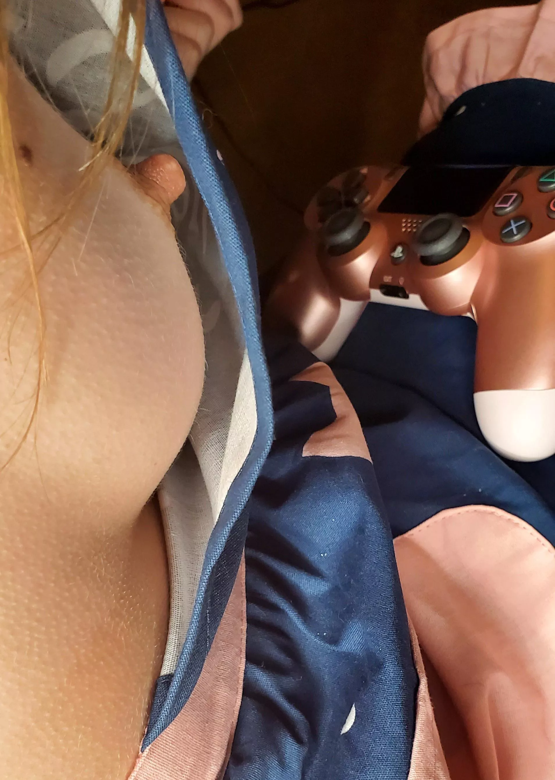 Come play with me? 😁 posted by Little_Sophie_OSRS