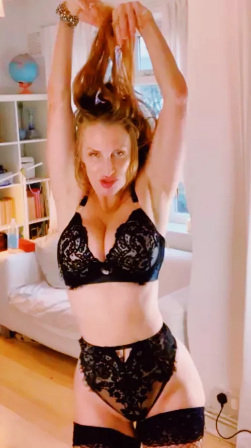 Come play with me u filthy beast X by ipilmartyryO9