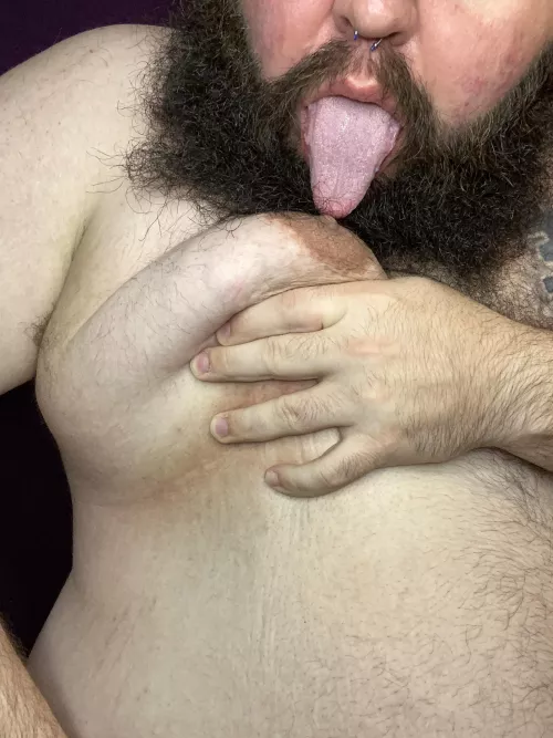 Come play with my chest? by FluffDaddy1992