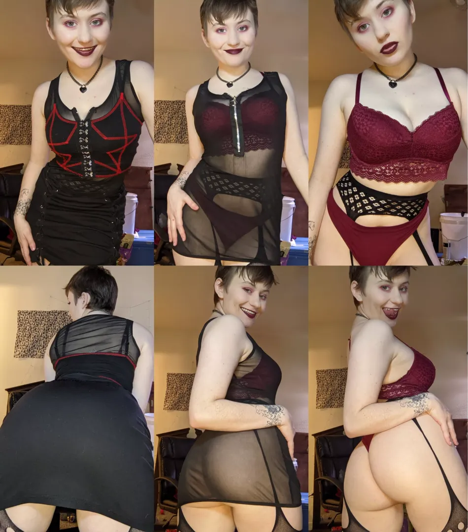 come play with this goth nympho? posted by Elvishgirl