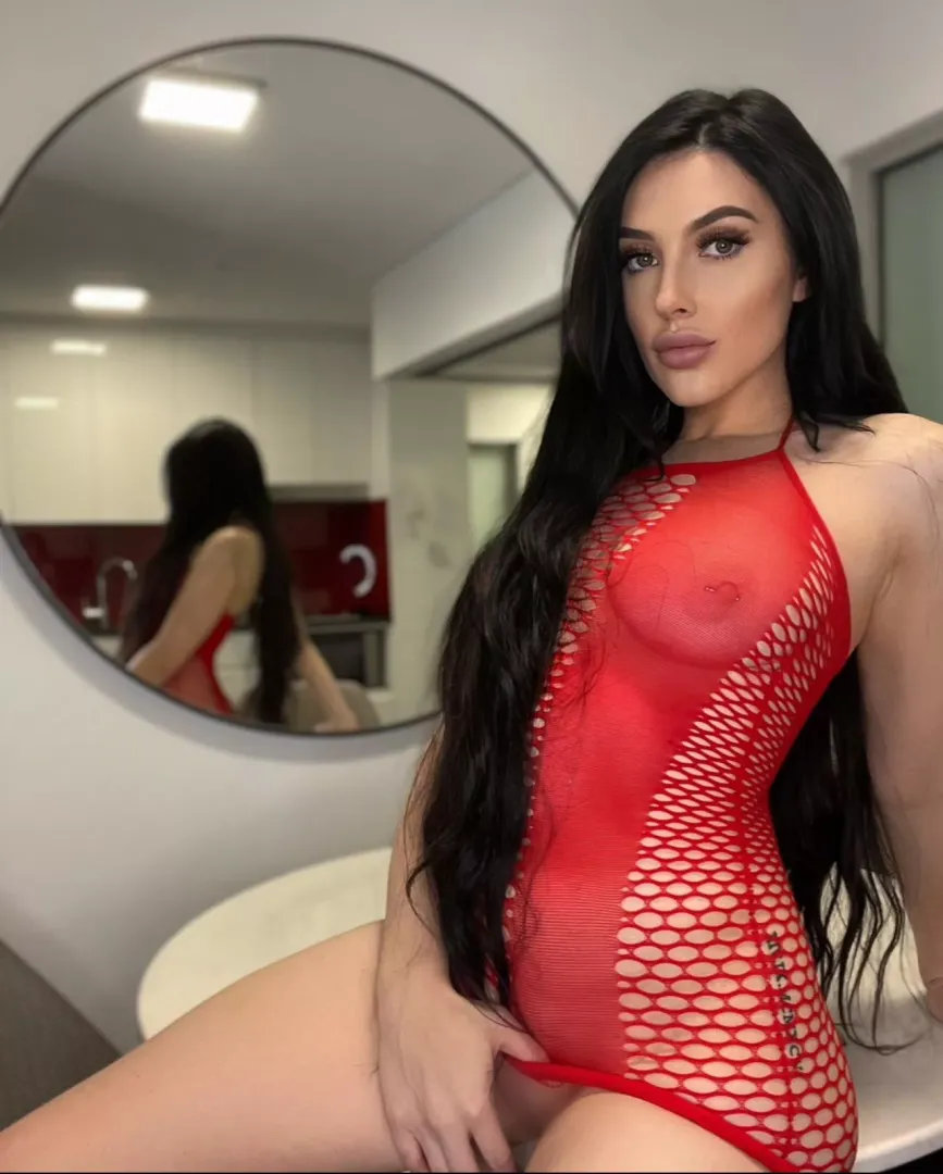 Come pull my dress up posted by charlotterose65